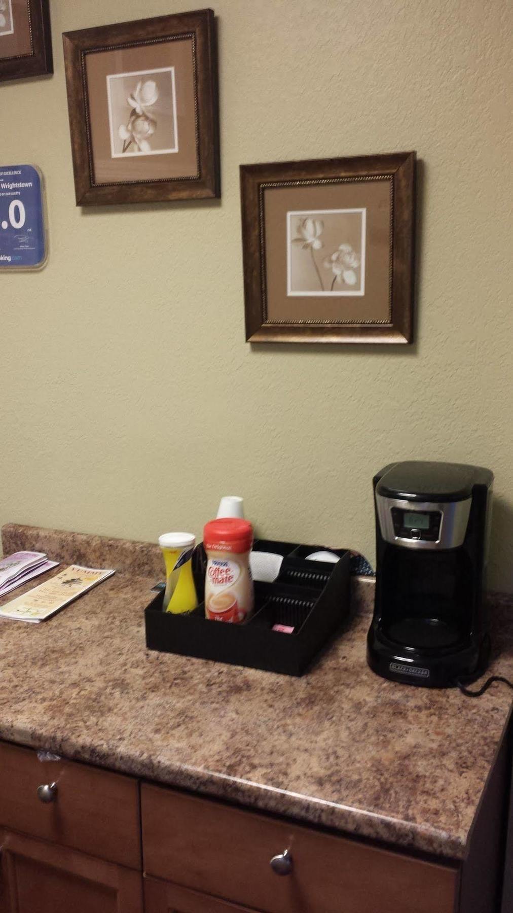 Hotel - Dix Wrightstown